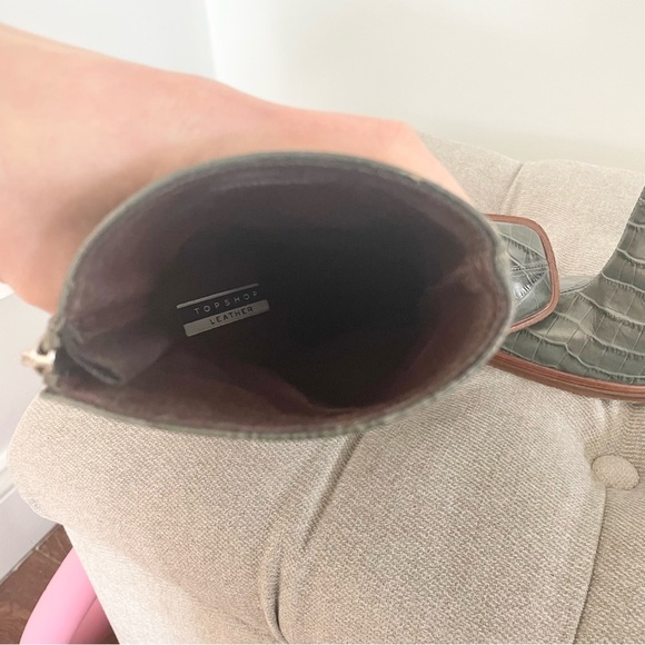 Topshop Dark Green Croc-Embossed Heeled Boots - Picture 8 of 9